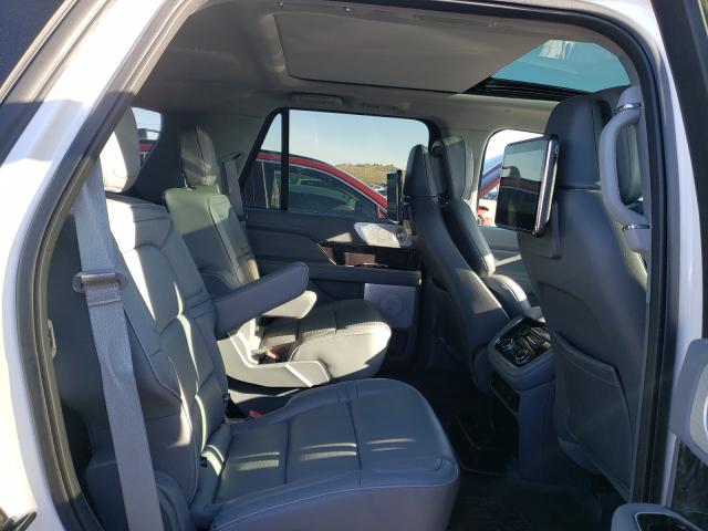 Photo 5 VIN: 5LMJJ2LT7JEL07214 - LINCOLN NAVIGATOR 