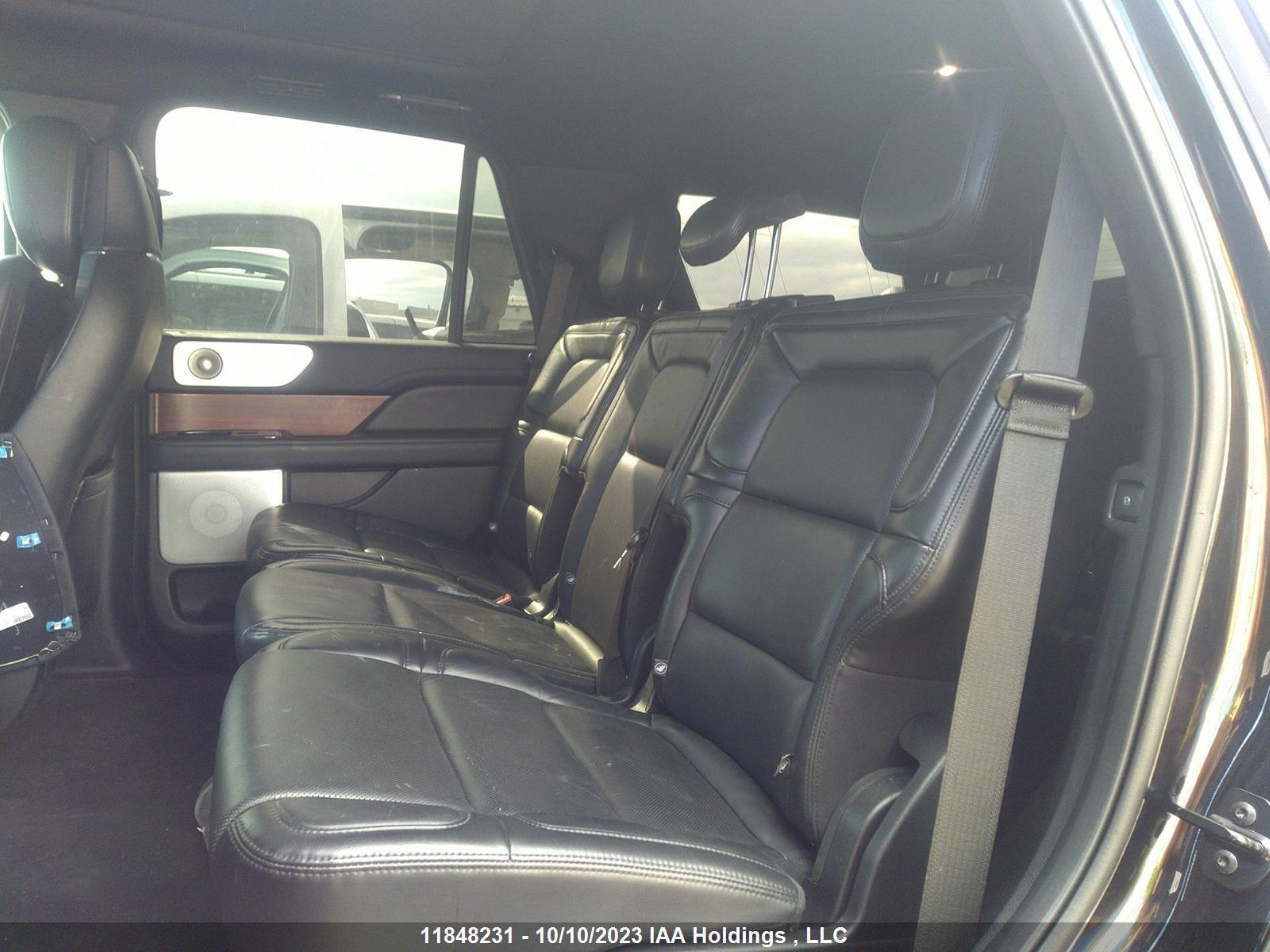 Photo 7 VIN: 5LMJJ2LT7MEL00901 - LINCOLN NAVIGATOR 