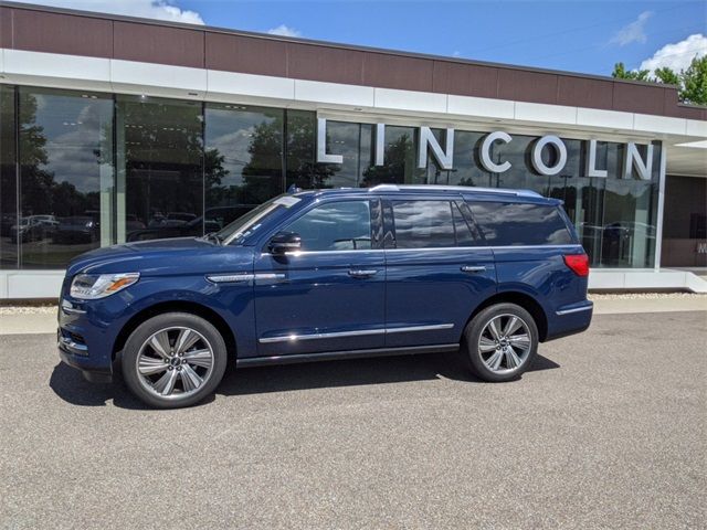 Photo 1 VIN: 5LMJJ2LT9JEL17890 - LINCOLN NAVIGATOR 