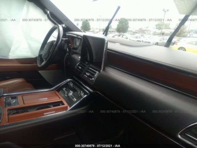 Photo 4 VIN: 5LMJJ2LT9KEL14926 - LINCOLN NAVIGATOR 