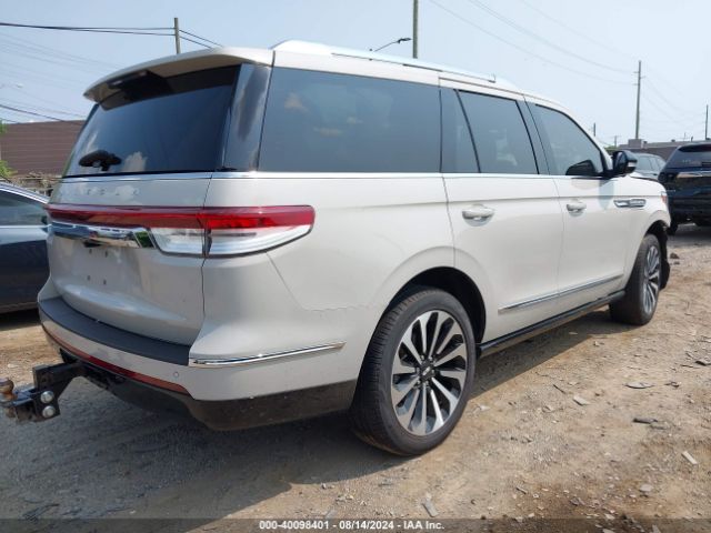 Photo 3 VIN: 5LMJJ2LT9NEL11464 - LINCOLN NAVIGATOR 