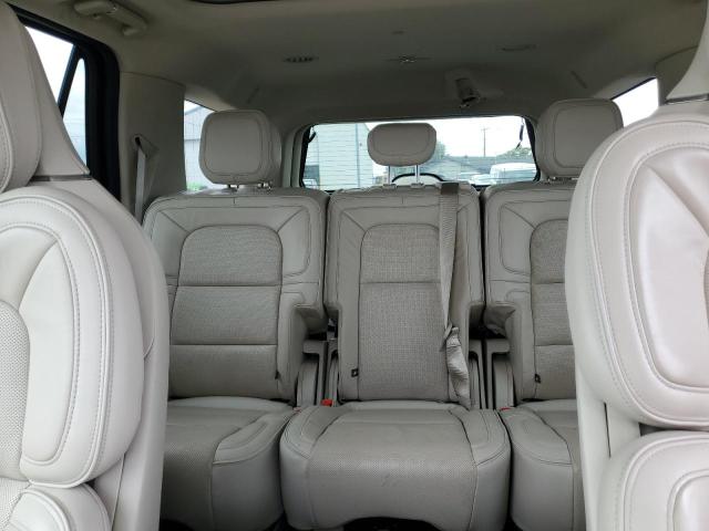 Photo 9 VIN: 5LMJJ2LTXJEL10124 - LINCOLN NAVIGATOR 