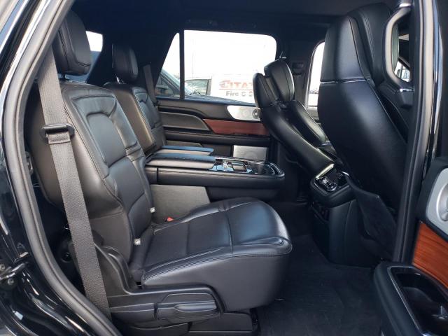 Photo 10 VIN: 5LMJJ2LTXJEL11094 - LINCOLN NAVIGATOR 