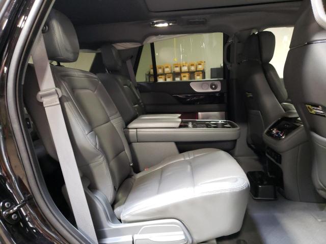 Photo 10 VIN: 5LMJJ2LTXLEL09901 - LINCOLN NAVIGATOR 