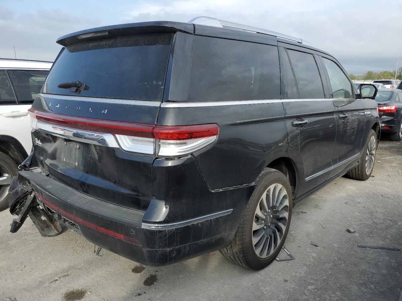 Photo 2 VIN: 5LMJJ2TG1PEL08984 - LINCOLN NAVIGATOR 