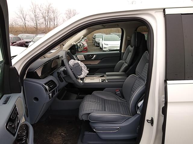 Photo 5 VIN: 5LMJJ2TT5LEL03200 - LINCOLN NAVIGATOR 