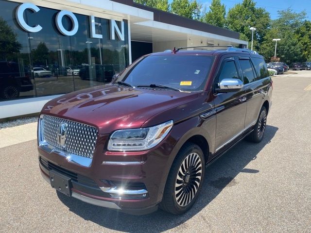 Photo 0 VIN: 5LMJJ2TT8KEL10866 - LINCOLN NAVIGATOR 