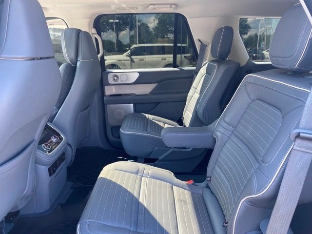 Photo 8 VIN: 5LMJJ2TT9MEL18283 - LINCOLN NAVIGATOR 