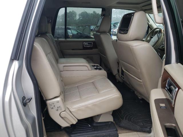 Photo 10 VIN: 5LMJJ3H53BEJ04953 - LINCOLN NAVIGATOR 