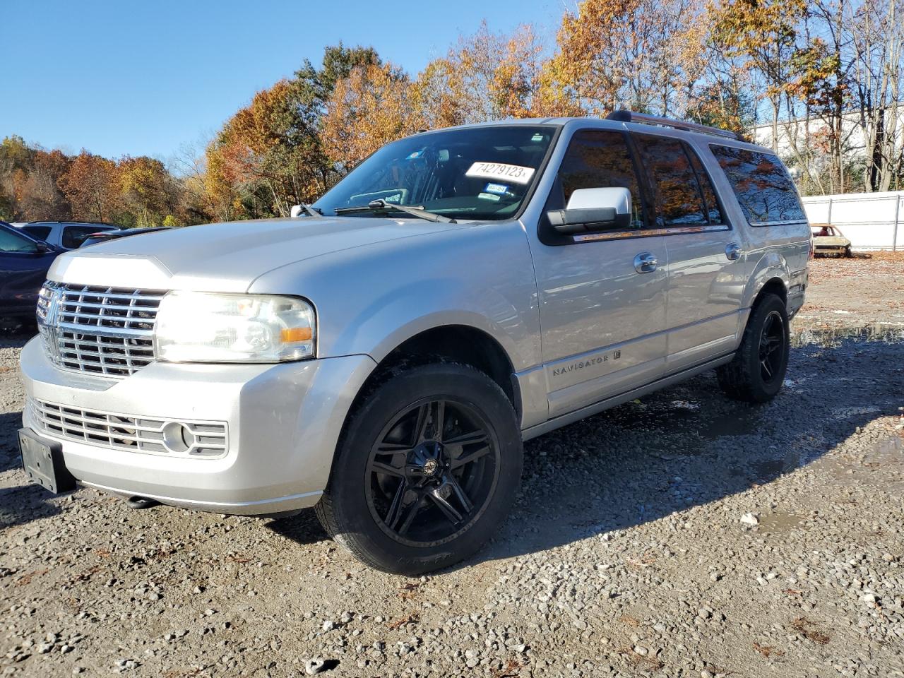 Photo 0 VIN: 5LMJJ3H53BEJ05522 - LINCOLN NAVIGATOR 