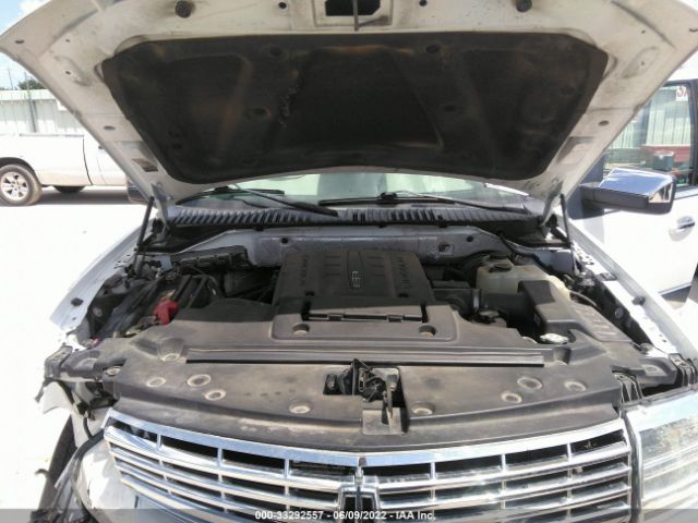 Photo 9 VIN: 5LMJJ3H53DEL02354 - LINCOLN NAVIGATOR 