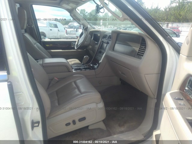 Photo 4 VIN: 5LMJJ3H55CEL06923 - LINCOLN NAVIGATOR L 