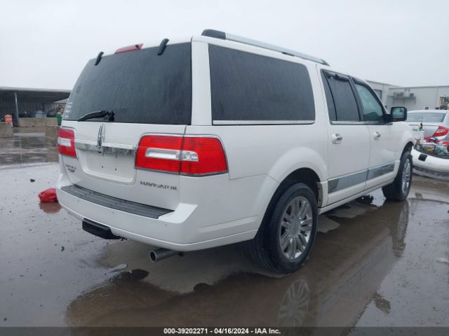 Photo 3 VIN: 5LMJJ3H55CEL07196 - LINCOLN NAVIGATOR L 