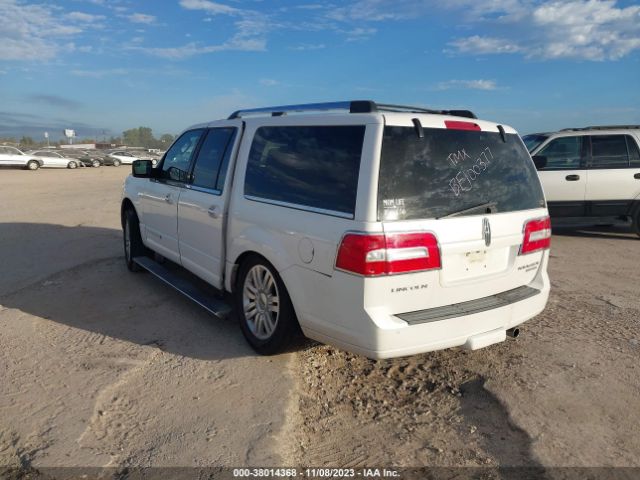 Photo 2 VIN: 5LMJJ3H56BEJ00377 - LINCOLN NAVIGATOR L 