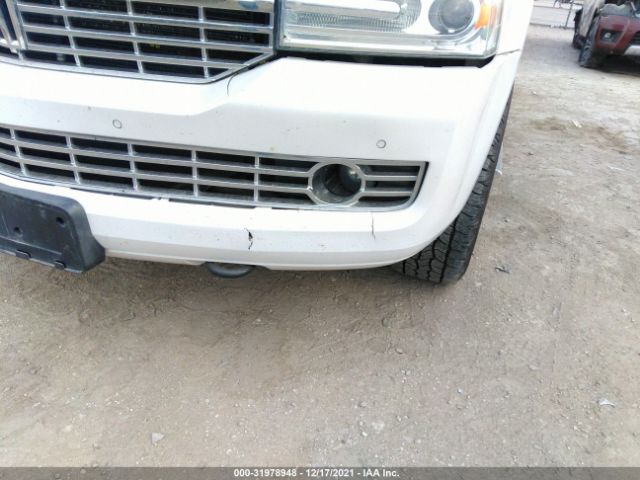 Photo 5 VIN: 5LMJJ3H56CEL00810 - LINCOLN NAVIGATOR L 