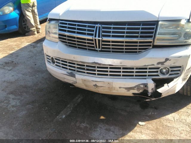 Photo 5 VIN: 5LMJJ3H58AEJ02758 - LINCOLN NAVIGATOR L 