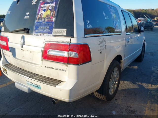 Photo 3 VIN: 5LMJJ3H58DEL06691 - LINCOLN NAVIGATOR L 