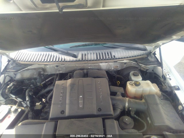 Photo 9 VIN: 5LMJJ3H59CEL03295 - LINCOLN NAVIGATOR L 