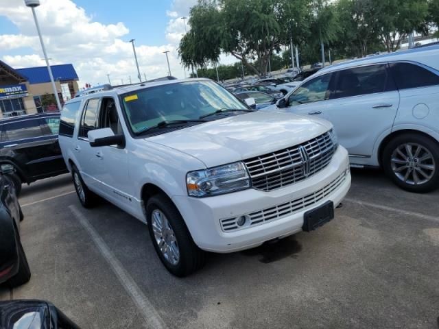 Photo 9 VIN: 5LMJJ3H59DEL02701 - LINCOLN NAVIGATOR L 