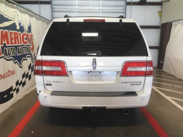 Photo 2 VIN: 5LMJJ3H5XAEJ07430 - LINCOLN NAVIGATOR L 