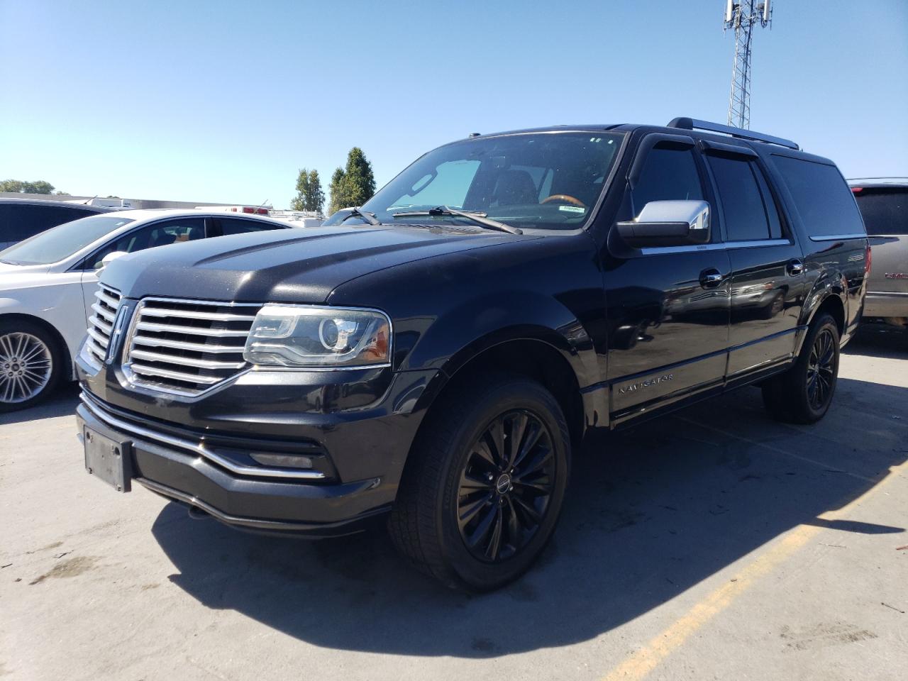 Photo 0 VIN: 5LMJJ3HT0FEJ08981 - LINCOLN NAVIGATOR 