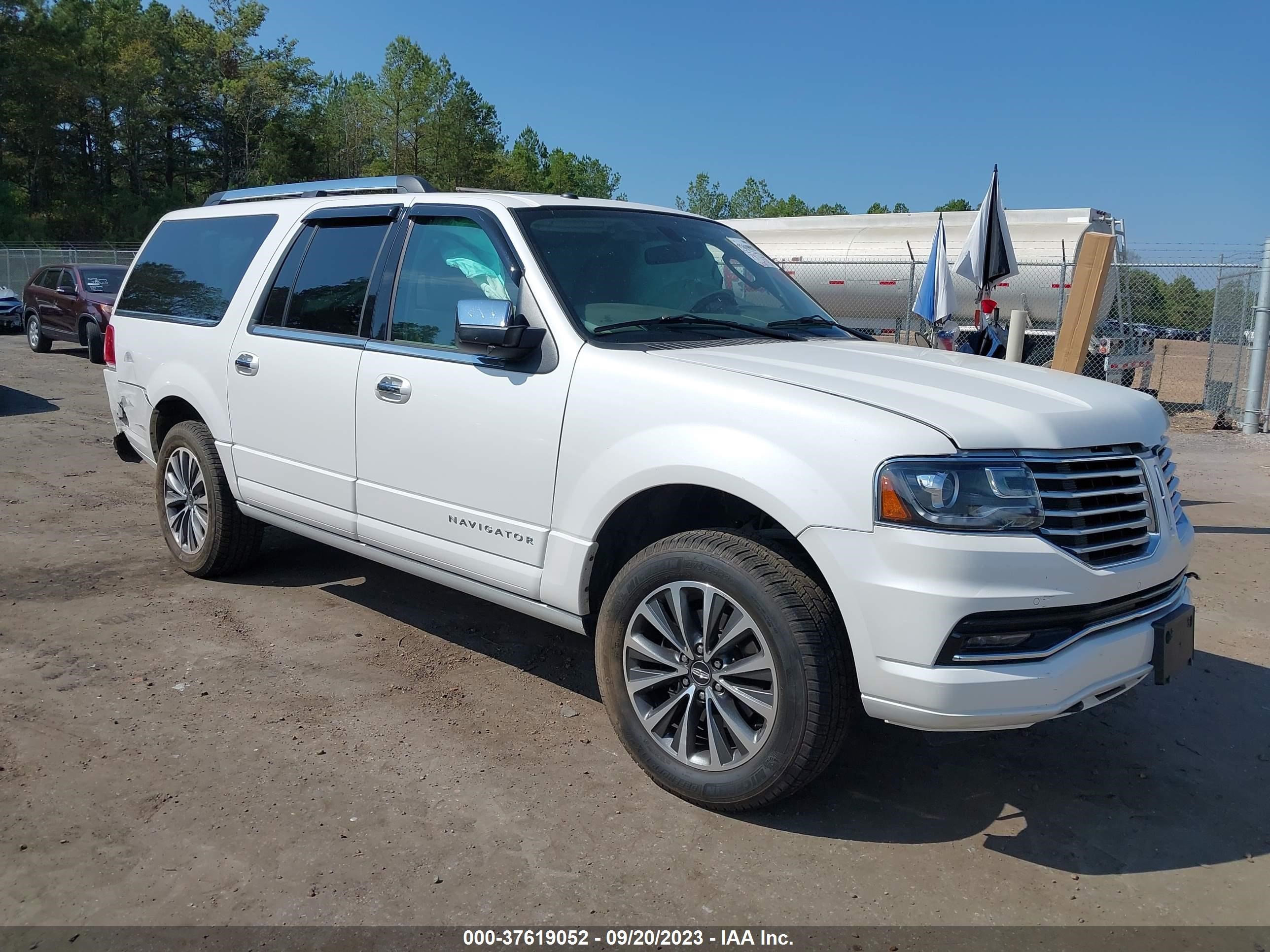 Photo 0 VIN: 5LMJJ3HT0FEJ10021 - LINCOLN NAVIGATOR 