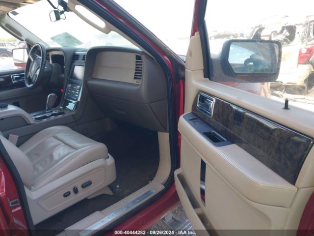 Photo 4 VIN: 5LMJJ3HT4FEJ13908 - LINCOLN NAVIGATOR 