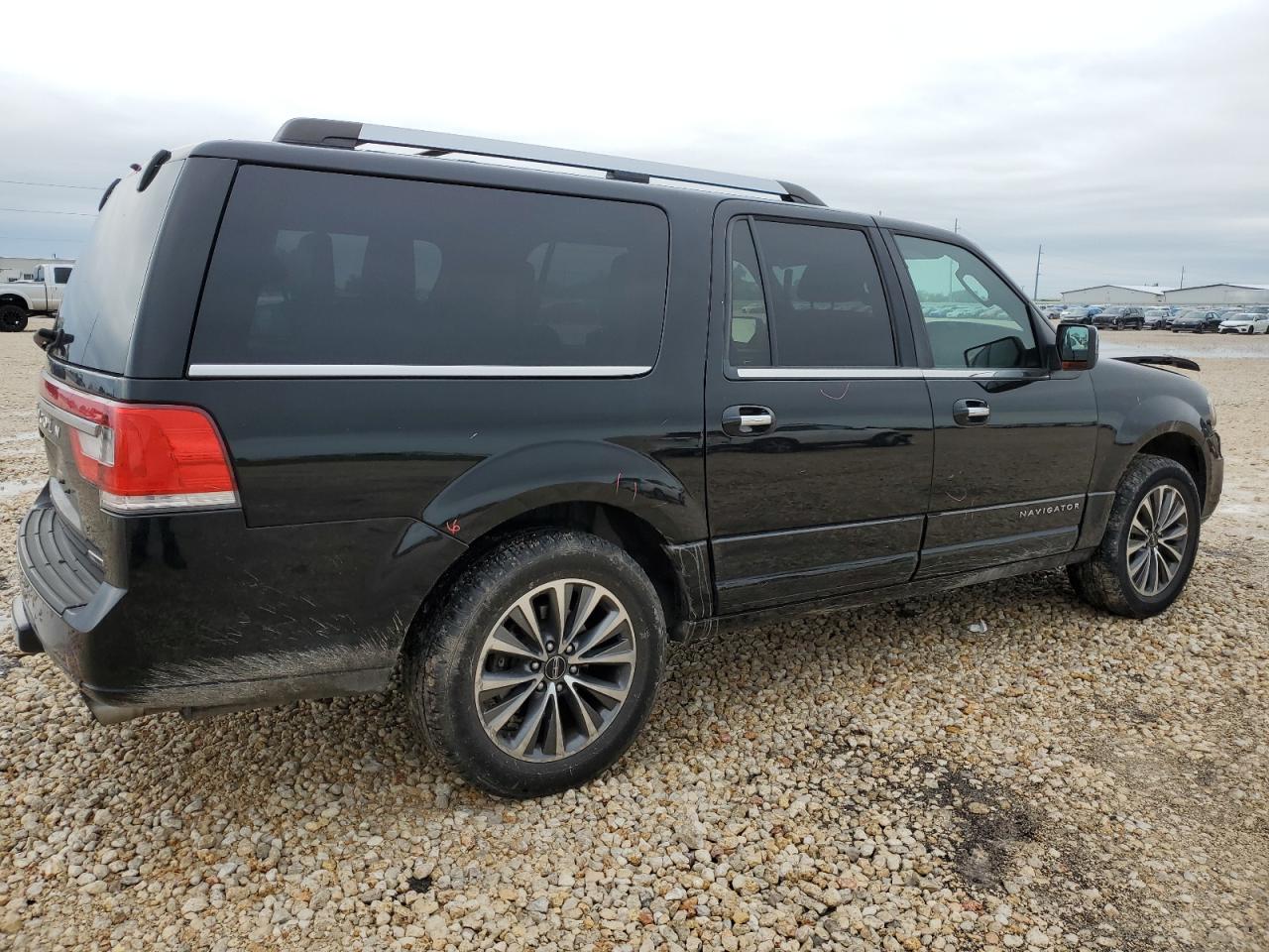 Photo 2 VIN: 5LMJJ3HT5GEL09017 - LINCOLN NAVIGATOR 