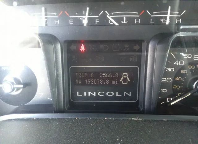 Photo 6 VIN: 5LMJJ3J51AEJ00120 - LINCOLN NAVIGATOR 