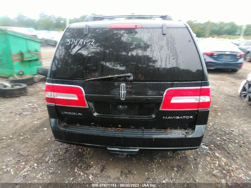 Photo 15 VIN: 5LMJJ3J51DEL05327 - LINCOLN NAVIGATOR 