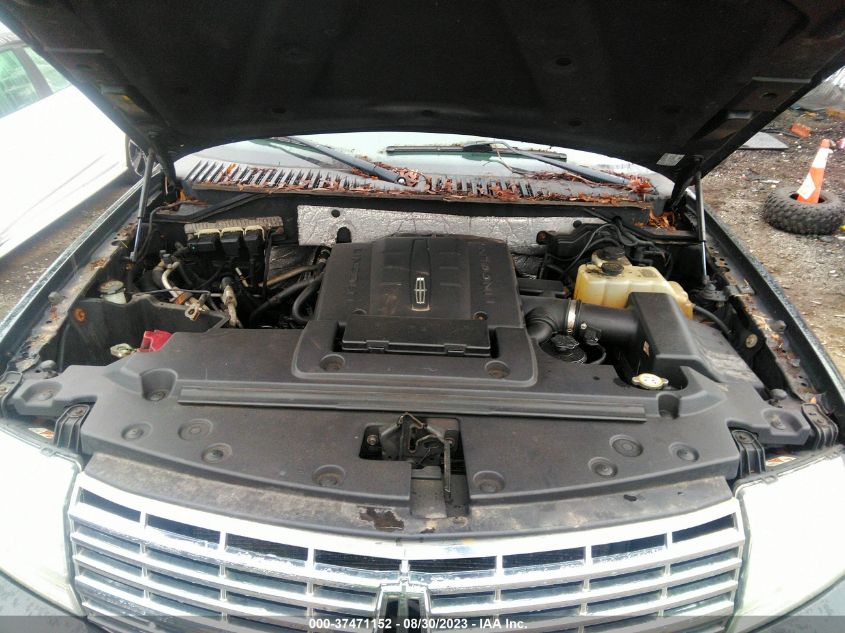 Photo 9 VIN: 5LMJJ3J51DEL05327 - LINCOLN NAVIGATOR 