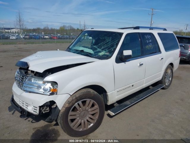 Photo 1 VIN: 5LMJJ3J52BEJ07739 - LINCOLN NAVIGATOR 