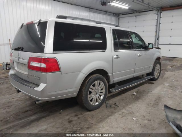 Photo 3 VIN: 5LMJJ3J52DEL04493 - LINCOLN NAVIGATOR L 