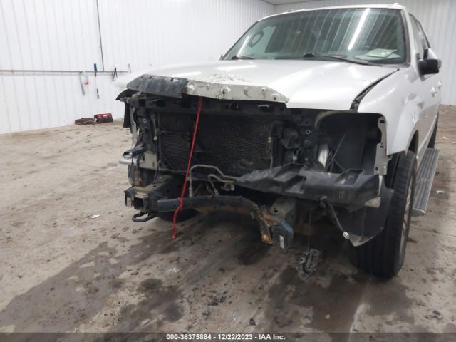 Photo 5 VIN: 5LMJJ3J52DEL04493 - LINCOLN NAVIGATOR L 