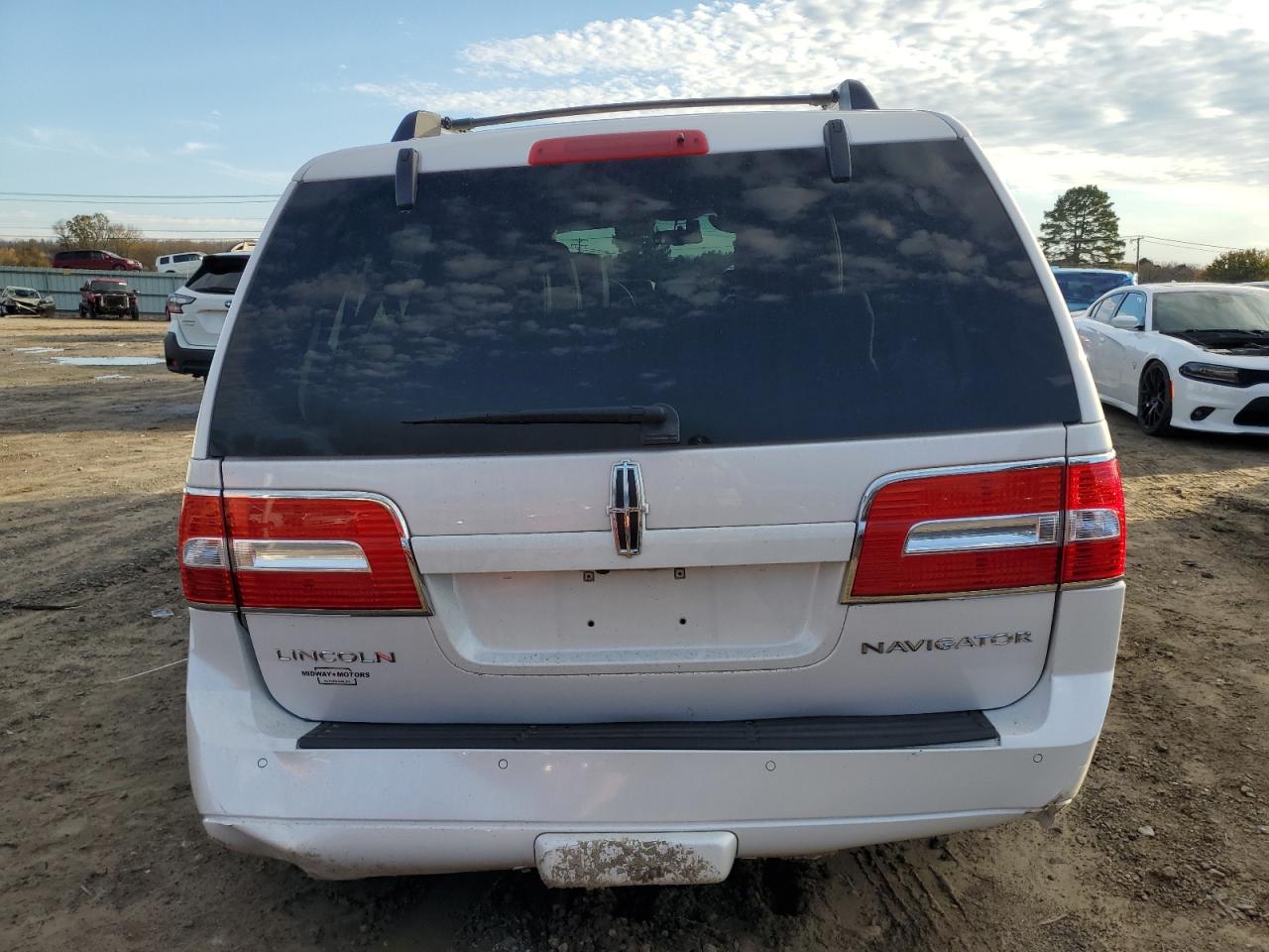 Photo 5 VIN: 5LMJJ3J52DEL06213 - LINCOLN NAVIGATOR 