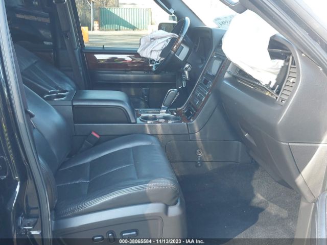 Photo 4 VIN: 5LMJJ3J53DEL01988 - LINCOLN NAVIGATOR L 