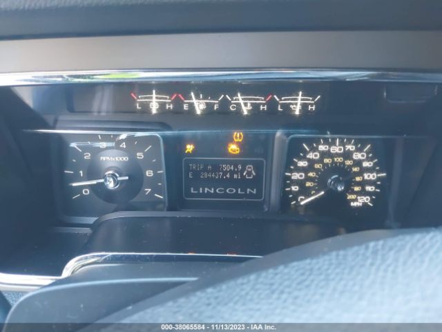 Photo 6 VIN: 5LMJJ3J53DEL01988 - LINCOLN NAVIGATOR L 