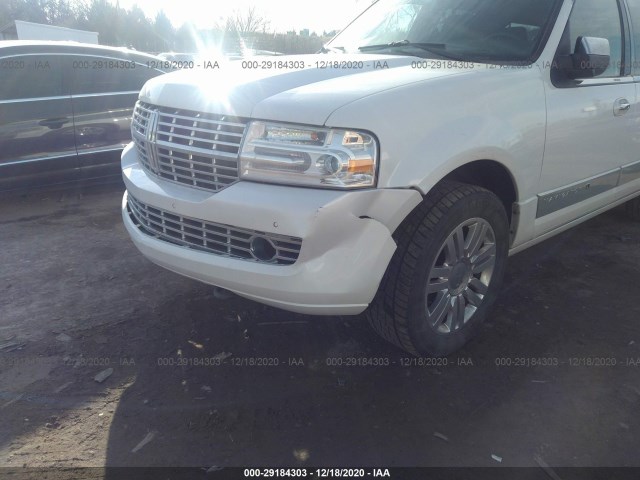 Photo 5 VIN: 5LMJJ3J54DEL02082 - LINCOLN NAVIGATOR L 