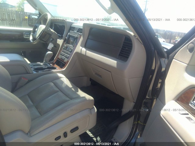 Photo 4 VIN: 5LMJJ3J54DEL02292 - LINCOLN NAVIGATOR L 