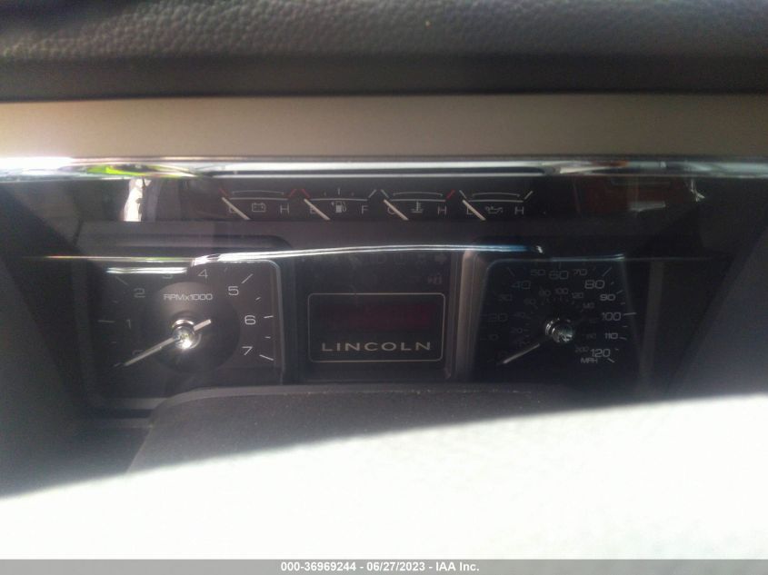 Photo 6 VIN: 5LMJJ3J55BEJ08707 - LINCOLN NAVIGATOR 