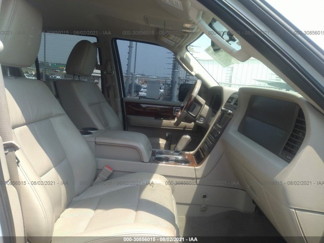 Photo 4 VIN: 5LMJJ3J55DEL04360 - LINCOLN NAVIGATOR L 