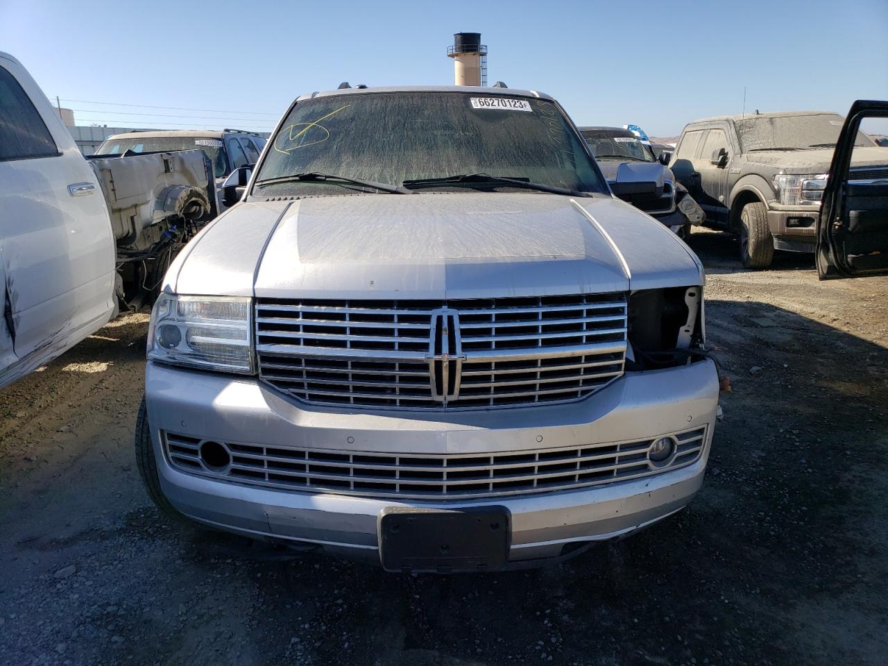 Photo 4 VIN: 5LMJJ3J55DEL07422 - LINCOLN NAVIGATOR 