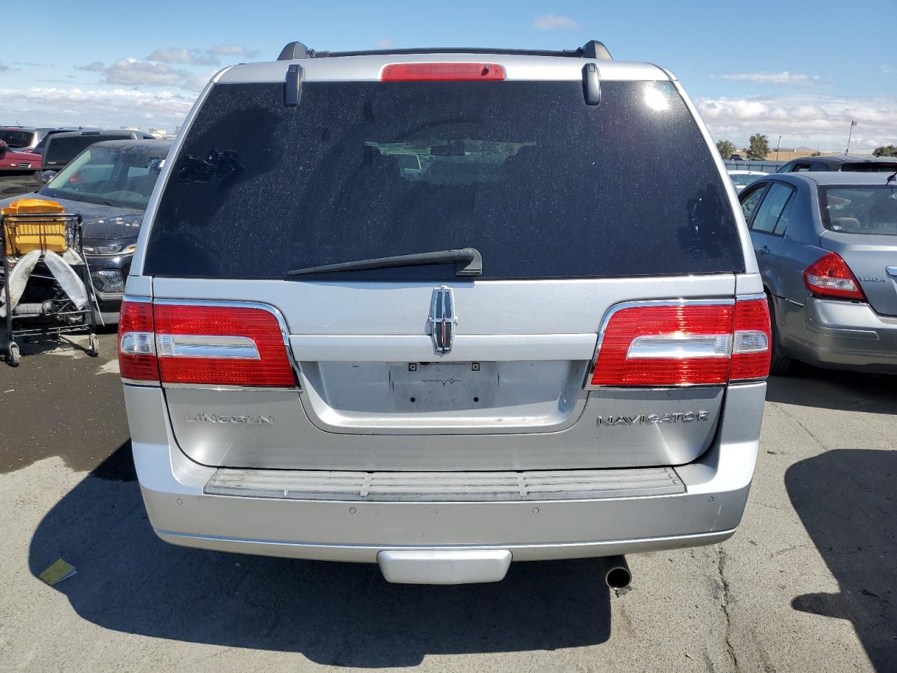 Photo 5 VIN: 5LMJJ3J55DEL07422 - LINCOLN NAVIGATOR 