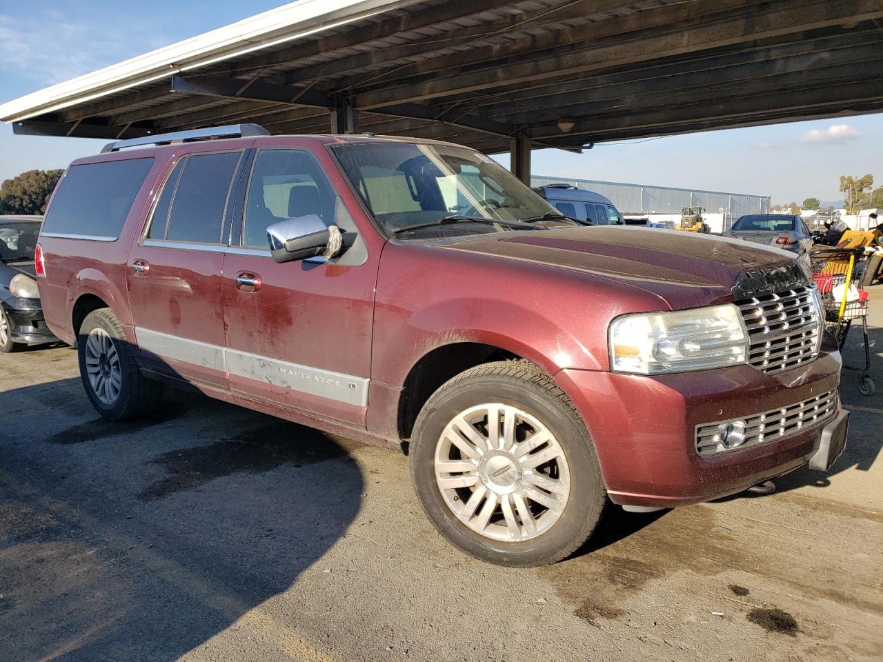 Photo 3 VIN: 5LMJJ3J56BEJ00289 - LINCOLN NAVIGATOR 