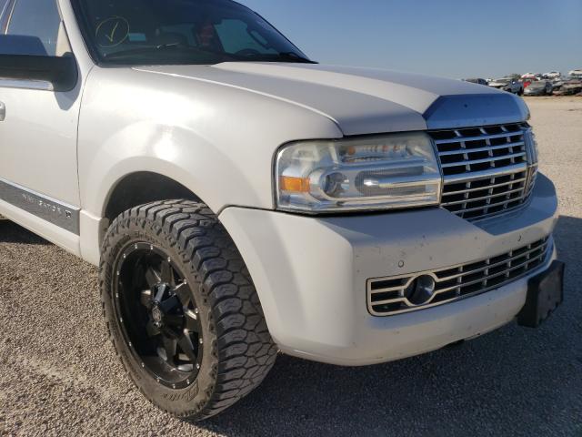 Photo 8 VIN: 5LMJJ3J56BEJ05878 - LINCOLN NAVIGATOR 