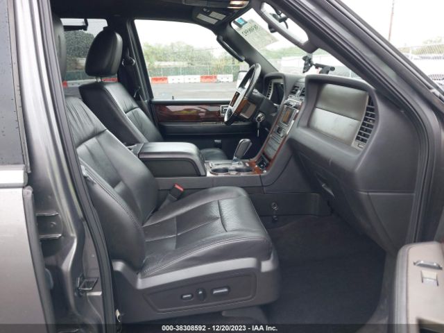 Photo 4 VIN: 5LMJJ3J57DEL07423 - LINCOLN NAVIGATOR L 