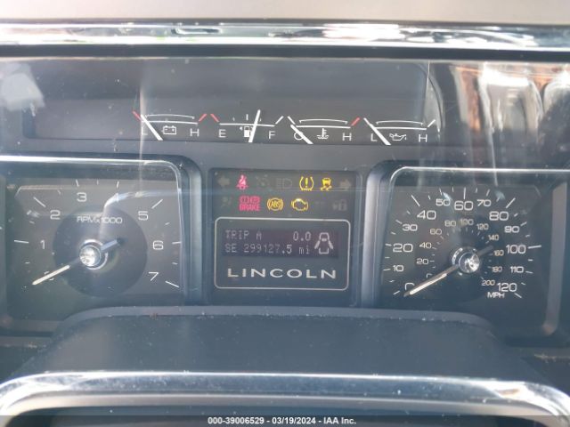 Photo 6 VIN: 5LMJJ3J58BEJ04456 - LINCOLN NAVIGATOR L 