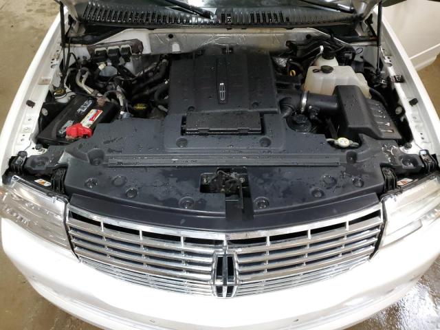 Photo 11 VIN: 5LMJJ3J58BEJ06613 - LINCOLN NAVIGATOR 