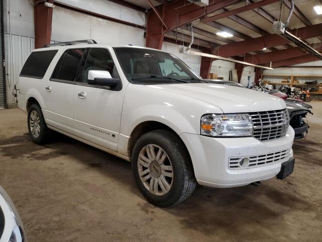 Photo 3 VIN: 5LMJJ3J58EEL00255 - LINCOLN NAVIGATOR 