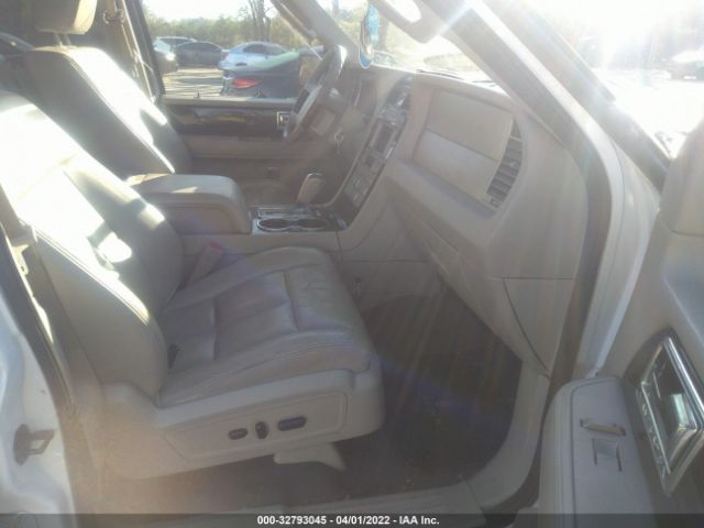 Photo 4 VIN: 5LMJJ3J59AEJ03587 - LINCOLN NAVIGATOR L 